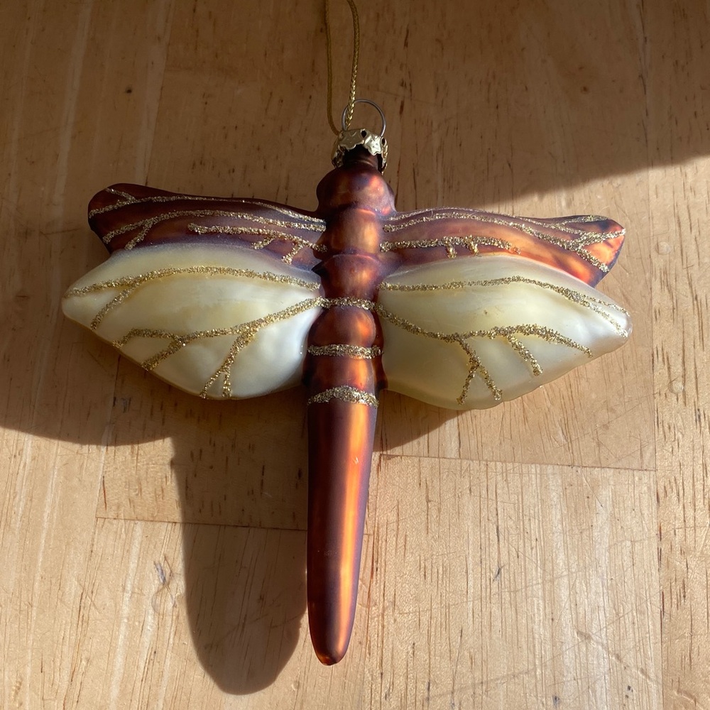 Elegant Dragonfly blown glass Ornament with Gold Accents NWOT